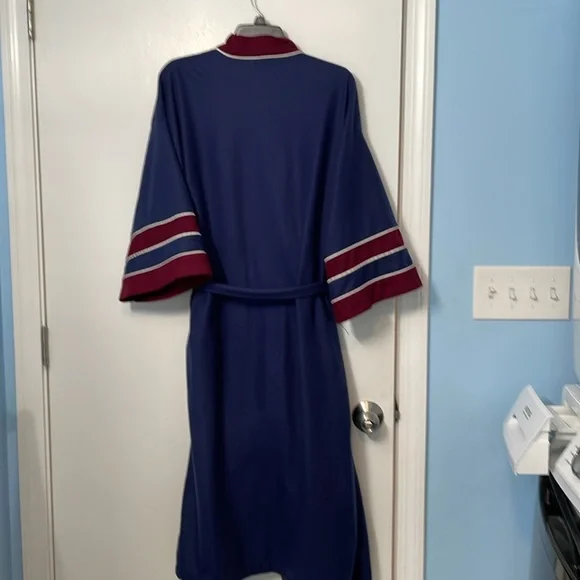 Men’s Bathrobe - Picture 2 of 2